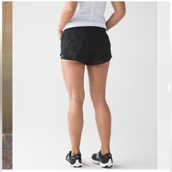 NWOT | Lululemon | Sky Run By Shorts | Sz 10 - Picture 11 of 13